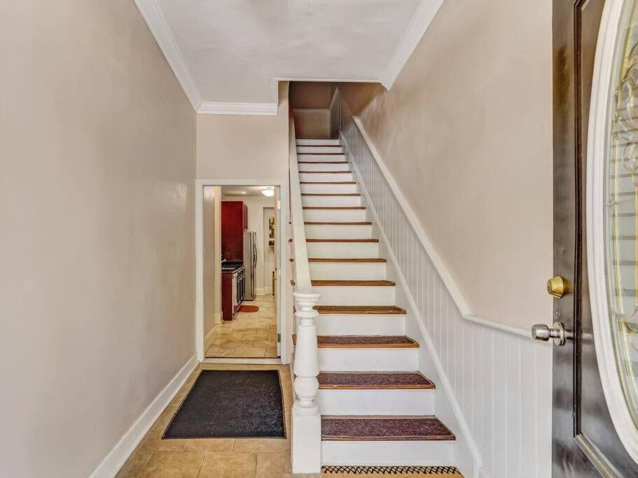 Historic Savannah Gold Private Condo With Pool - 2Bed, 1&Half Bath, Sleeps 6, 1St Floor, 15 Min Walk To Historic Savannah Center And All Attractions 외부 사진