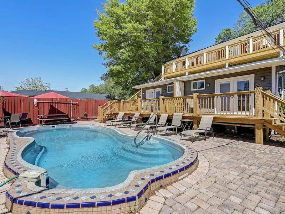 Historic Savannah Gold Private Condo With Pool - 2Bed, 1&Half Bath, Sleeps 6, 1St Floor, 15 Min Walk To Historic Savannah Center And All Attractions 외부 사진